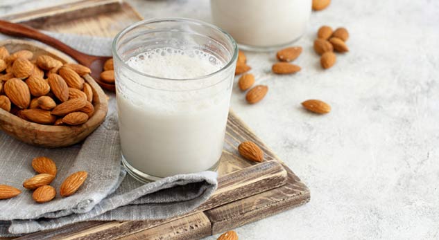 How to Eat Almonds for Weight Gain